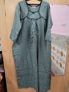 Comfy Plaid Nightgown (AR)