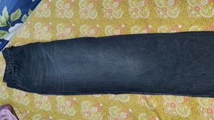 A Wide Leg Black Jeans