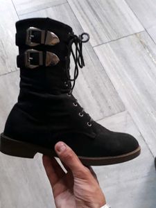 Shuz Touch Women Black Solid High-Top