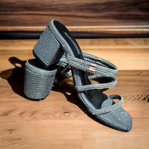 Glittering Heel