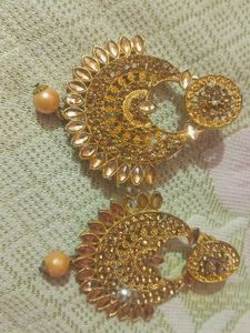 Earrings &amp; Studs