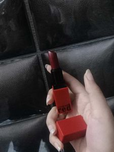 L&#39;Chear Red Lipstick