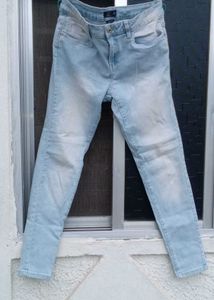 Light Wash Denim Jeans