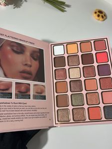 PL Primelook Eyeshadow &amp; Face Palette