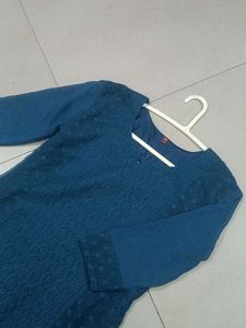 Elegant Blue Embroidered Kurta size M