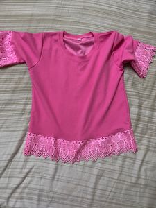 Pretty Pink Top 🌸