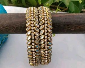 New Silk Thread Bangles Glass