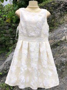 White Sleeveless Dress