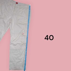 Like-New Esprit Women&#39;s White Cotton Cargo Pants