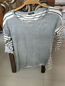 plain tshirt