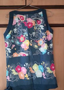 PRICE DROP-Blue Printed Top