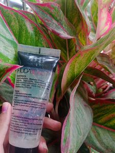 Huda Beauty Face Primer