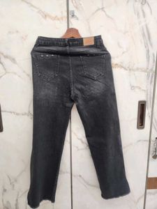 Chic grey Denim Jeans with Zipper Detail