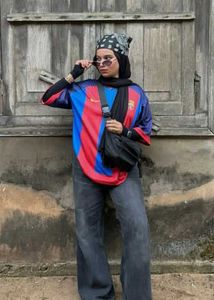 Ronaldinho-10 Barcelona 2003/04 V neck