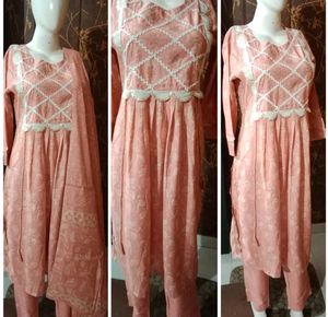 Nayra Cut Suit