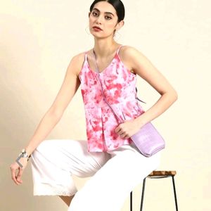 Anouk&#39;s Pink Shoulder Strap Top