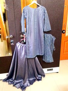 Grey Chikankari Embroidered Kurta Set🩶