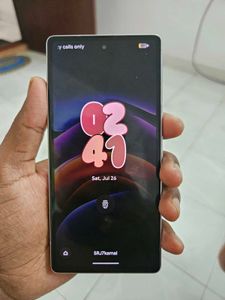 Google Pixel 7a - Excellent Condition! free Case