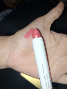 MYGLAMM moisturizing Matte Lip Crayon