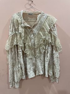 Elegant Lace Velvet Top