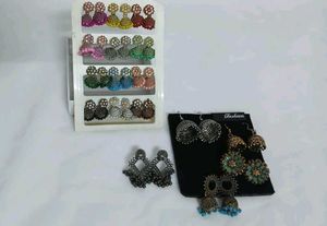 ✨Set of 17 Beautiful Jhumkas✨