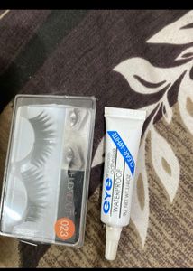 Lipstic +makeup Brush+eyelashes+curler+underarms