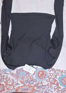 Black Long Sleeve Top