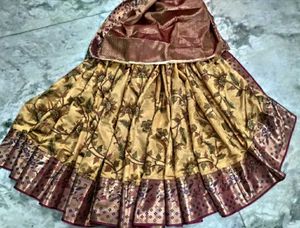 Cream With Meroon Banaras Silk Saree🥰