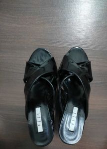 Elle Women Black Solid Heels