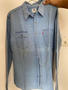 Denim Shirt Of Levi’s In A Good Condition