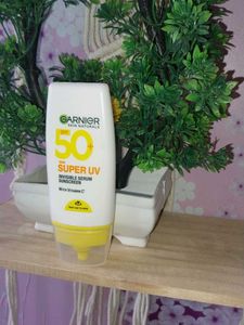 Garnier Invisible Serum Sunscreen