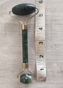 Dark Green Real Jade Face Massager Roller – UNUSED