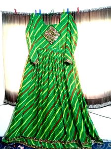 Mint Green 💚 Floor Length Gown