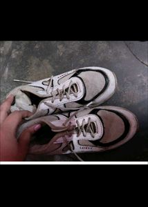 WOMEN SHOE