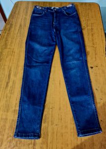 90% Off 💥 Blue Jeans
