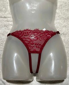 Women Lace Thong / G-String Panty