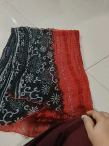 Red & Black Patterned Dupatta