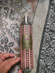 Bath & Body Works Peach Prosecco Macaron Mist
