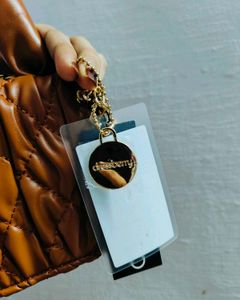 DRESSBERRY SLING BAG