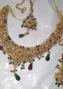 Jewellery Sat