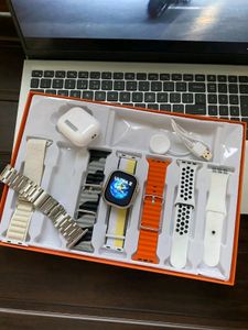 7 In 1 Dubai Combo Watch and Airpods
