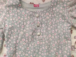 Floral Print Pleated Top