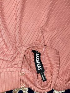 Ribbed Mock Neck Top
