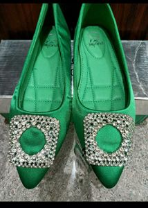 Elegant Green Embellished Flats