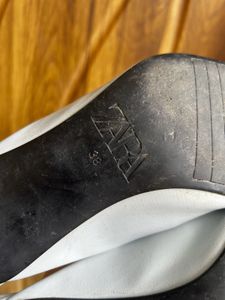 ZARA kitten Heels