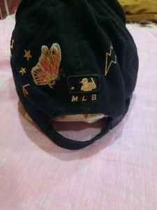 NY Yankees Floral Embroidered Cap