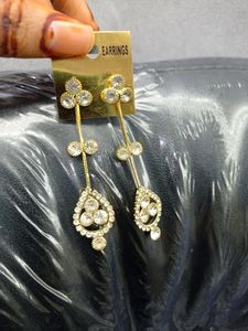 Traditional American Diamond Design Earring
