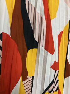 Multi-Coloured Print Pleated Skirt😍