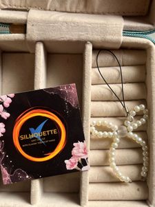 Pearl Bow phone charm