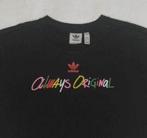 ADIDAS ORIGINALS T-shirt